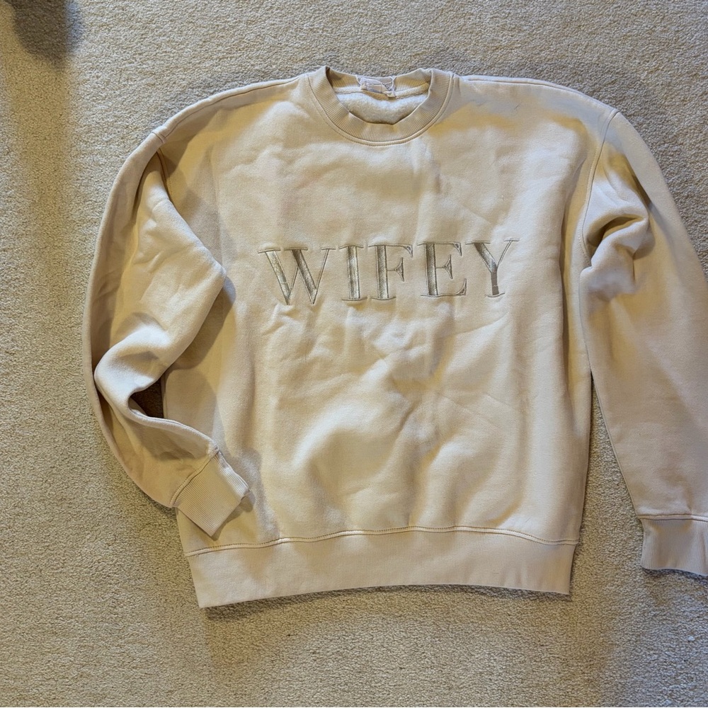 Cream 'Wifey' shorts set